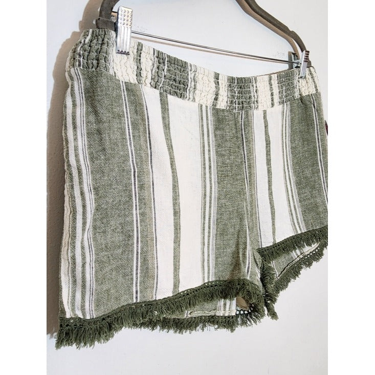 No Boundaries Green and White Stripe Fringe Hem Shorts Size XL NWT