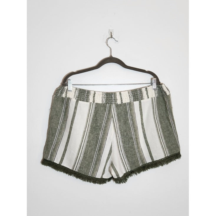 No Boundaries Green and White Stripe Fringe Hem Shorts Size XL NWT