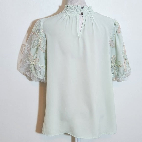 Entro Mint Green Blouse with Floral Puffy Sleeves Size Medium