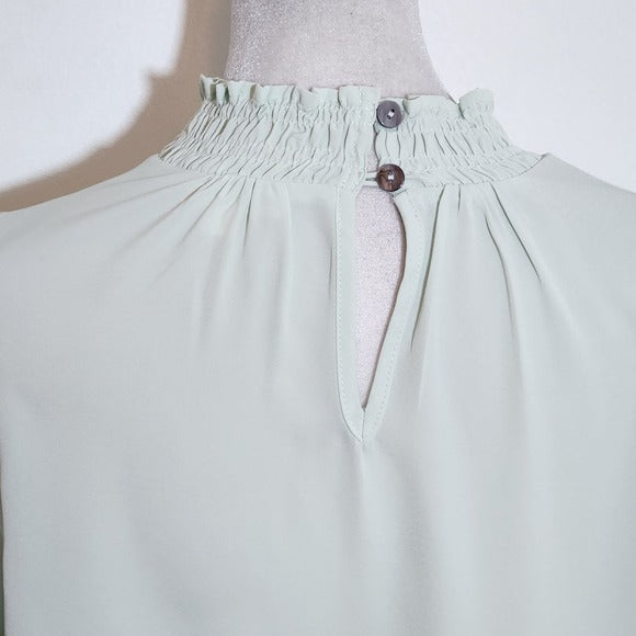 Entro Mint Green Blouse with Floral Puffy Sleeves Size Medium