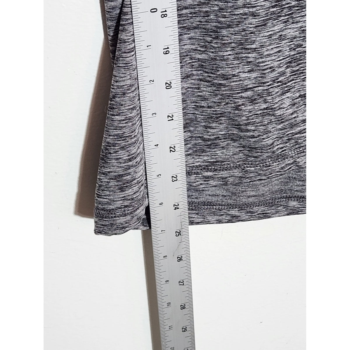 Eddie Bauer Heather Gray Fleece Lined Athletic Pullover Mock Neck Size Small