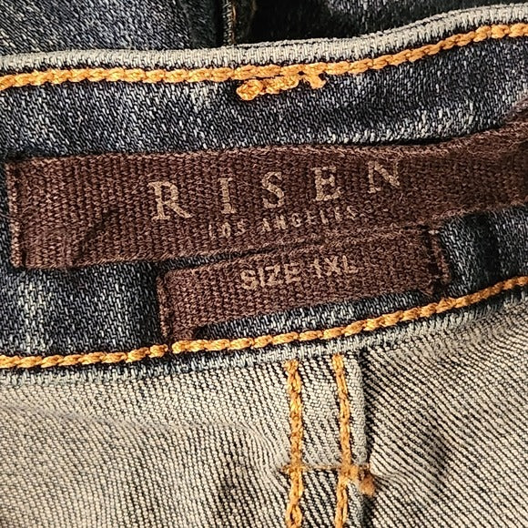 Risen Distressed Bermuda Jean Shorts Size 1XL