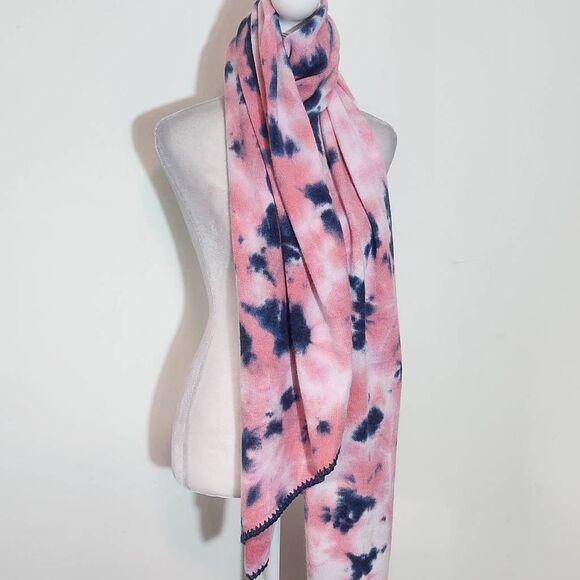 C.C Exclusives Navy and Pink Knit Scarf One Size Fuzzy Pink Tie-Dye Scarf