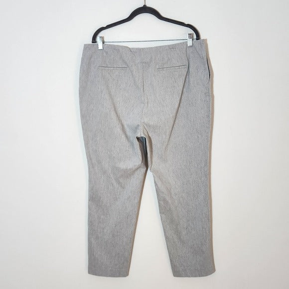 Carolina Belle Light Gray Pull On Pants with Front Pockets Size 16