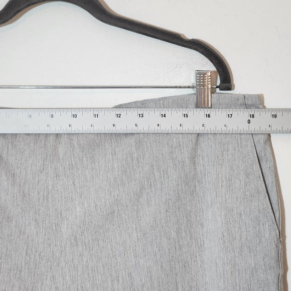 Carolina Belle Light Gray Pull On Pants with Front Pockets Size 16