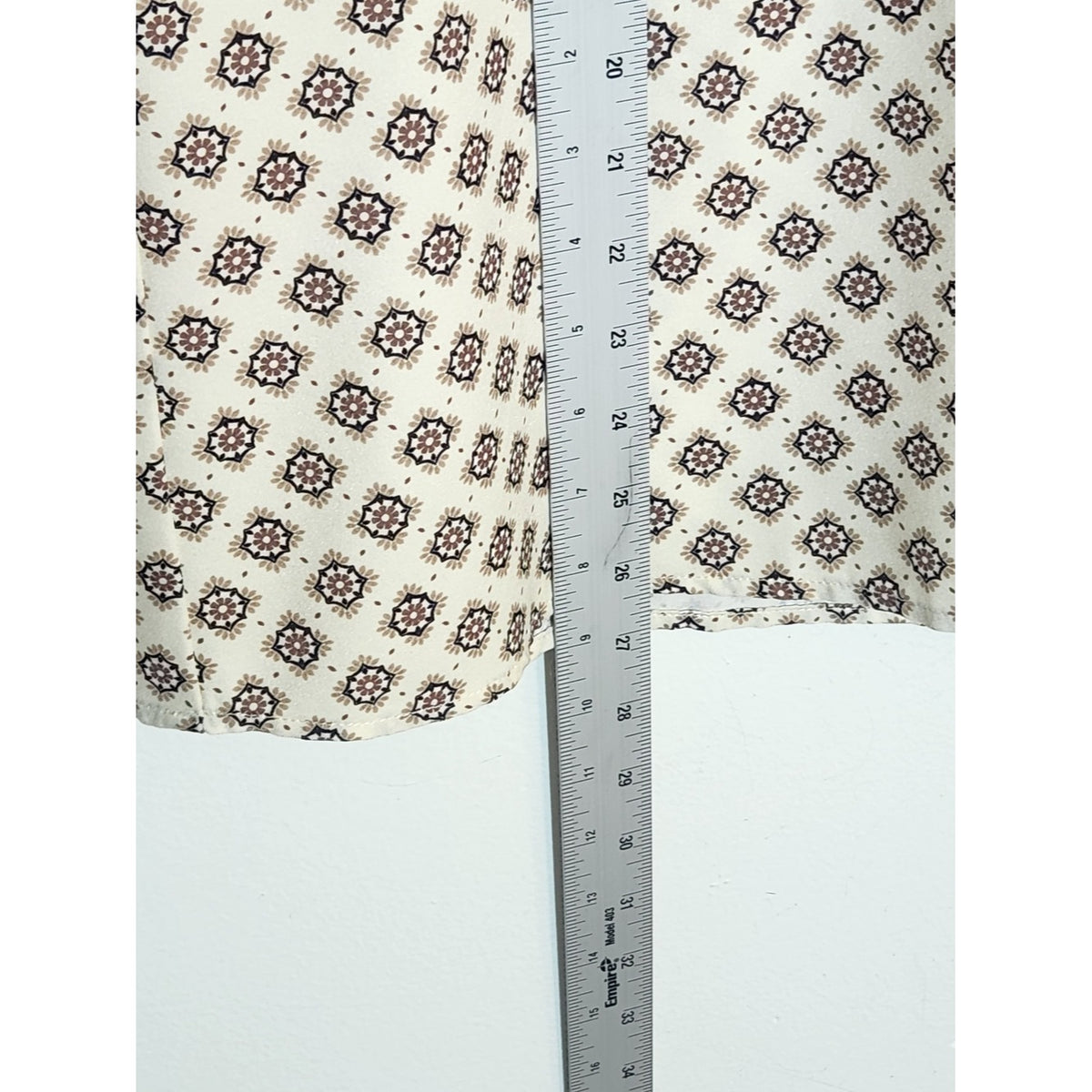 Appleseed's Cream and Brown Medallion Print Blouse Size Large
