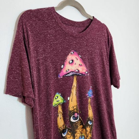Life Clothing Co. Short Sleeve Burgundy Mushroom Graphic T-Shirt Size Large