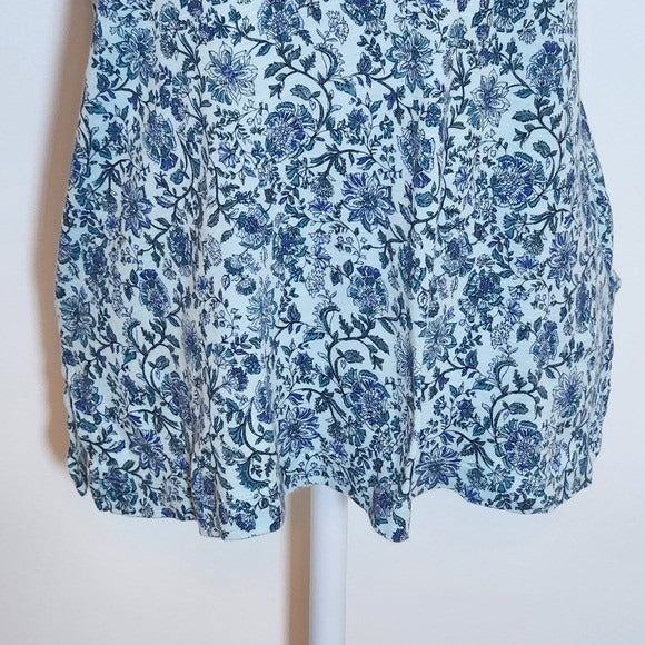 J. Jill Blue Floral Slub Knit V-Neck Tee Size XS Petite J. Jill Blue Floral Tee