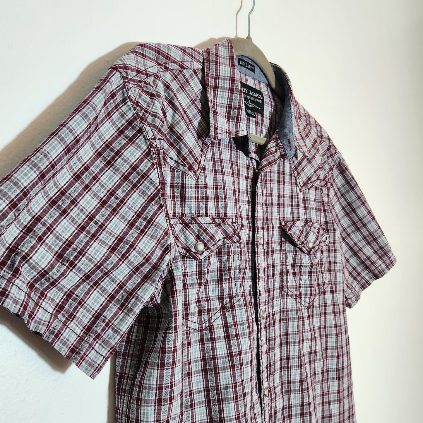 Cody James Gray and Burgundy Short Sleeve Western Snap Front Shirt Size Medium