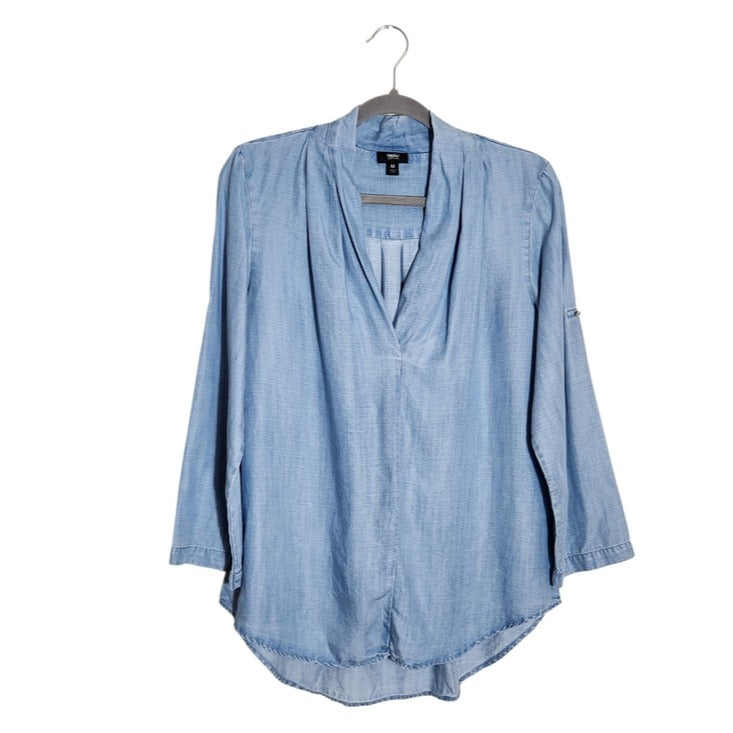 Mossimo Light Wash Chambray V-Neck Top Size Medium