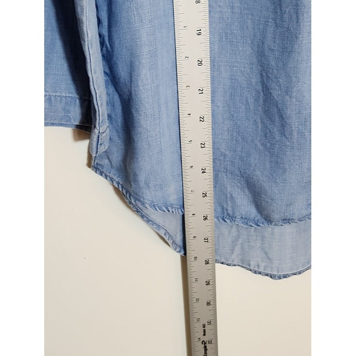 Mossimo Light Wash Chambray V-Neck Top Size Medium