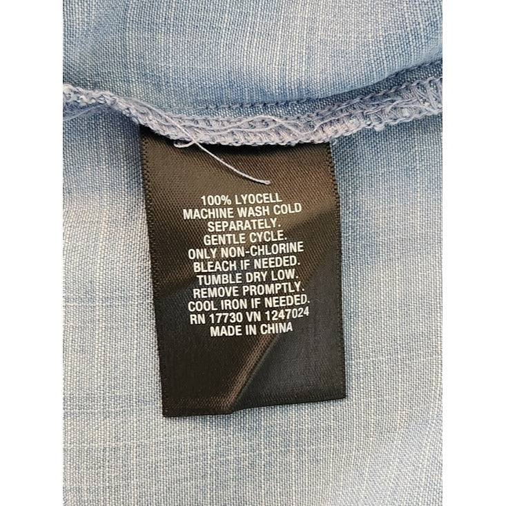 Mossimo Light Wash Chambray V-Neck Top Size Medium