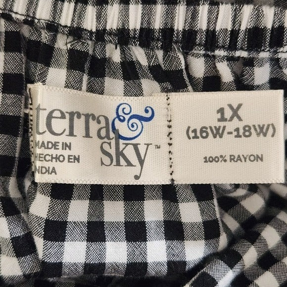 Terra & Sky Black and White Gingham Top Size 1X Black Check Blouse