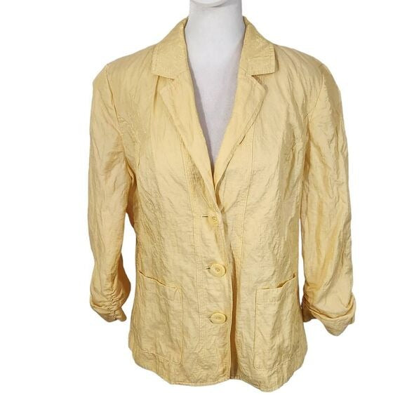 Chico's Yellow Blazer with Crinkle Fabric and Sheen Size Medium Yellow Blazer
