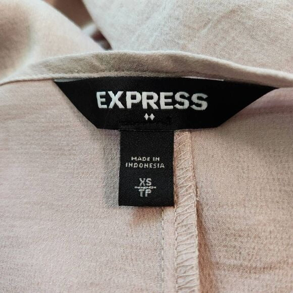 Express Pink Camisole with Twist Detail Size XS Express Ballet Pink Tank Top