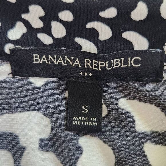 Banana Republic Black and White Mini Dress Size Small Black Print Shift Dress