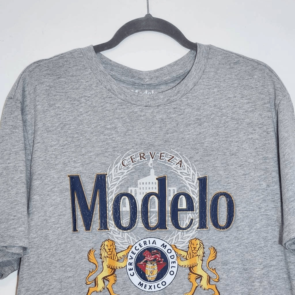 Modelo T-Shirt NWT Size Medium Gray Short Sleeve Modelo Beer Tee