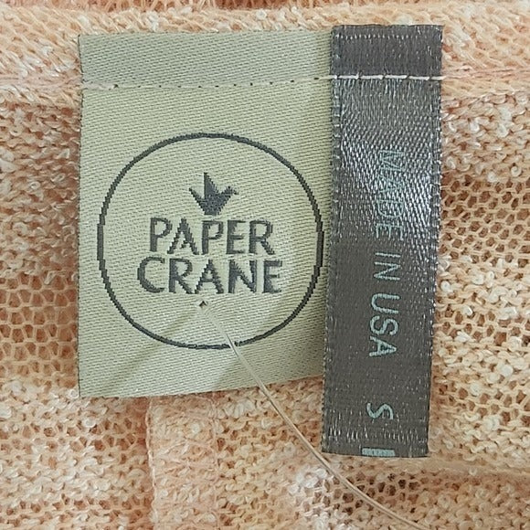 Paper Crane Peach V-Neck Knit Crop Top with Crochet Lace Detail NWT Size Small