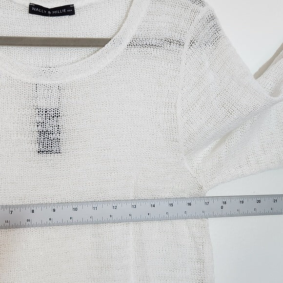 Nally & Millie White Open Knit Sweater Top Size Small/Medium NWT