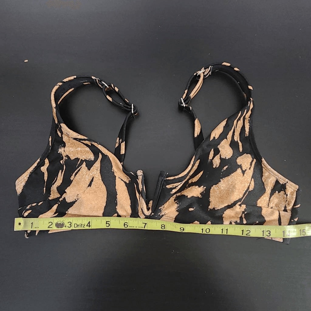 Cupshe Black and Tan print Bikini Top with V-Wire NWT Size Medium