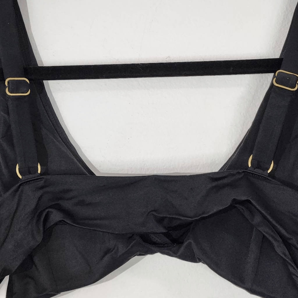 Andie Black Bikini Top Black Swim Top NWT Size Medium Andie Black Swimwear