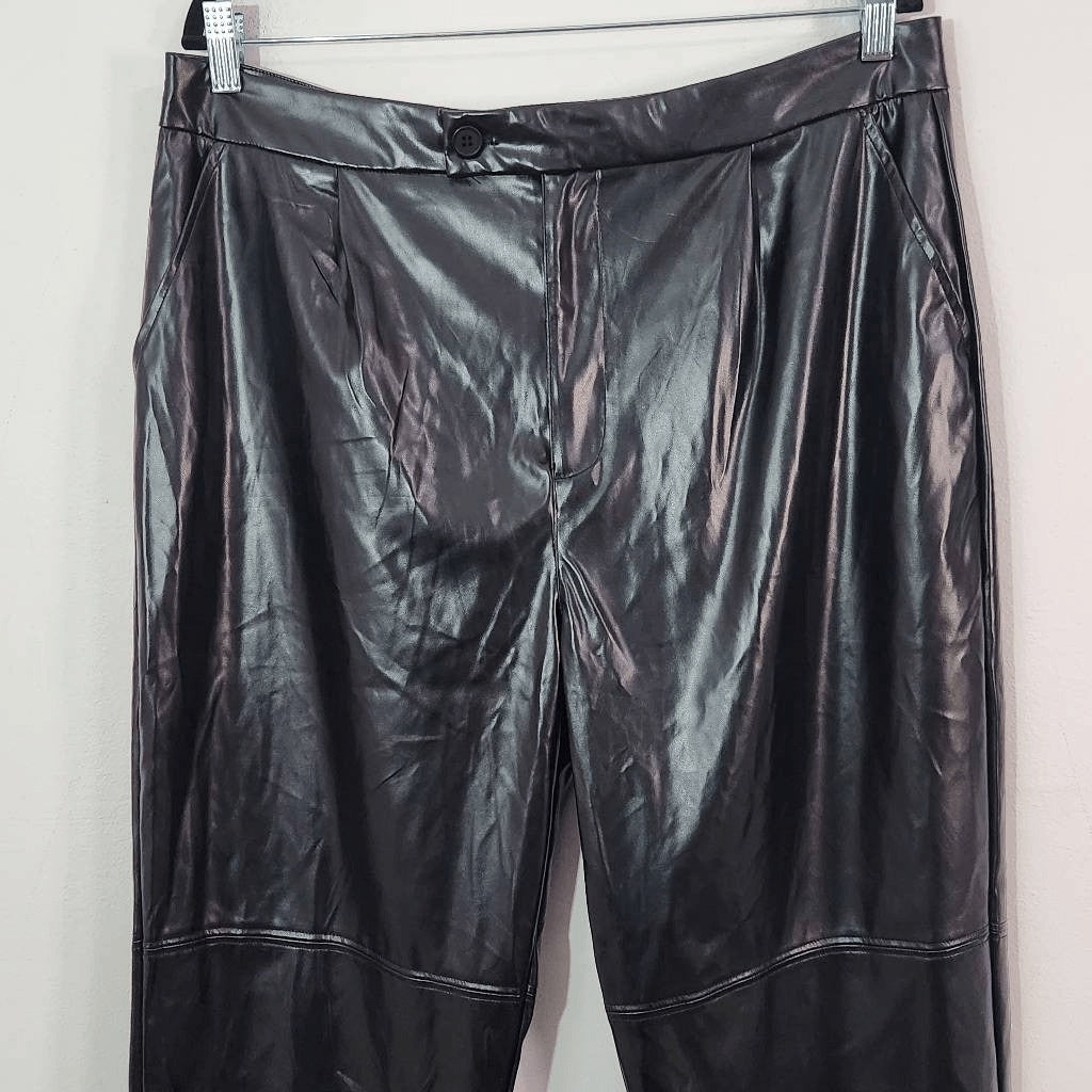 Halston Black Faux Leather Pants NWT Size Large Black Leather Ankle Pants