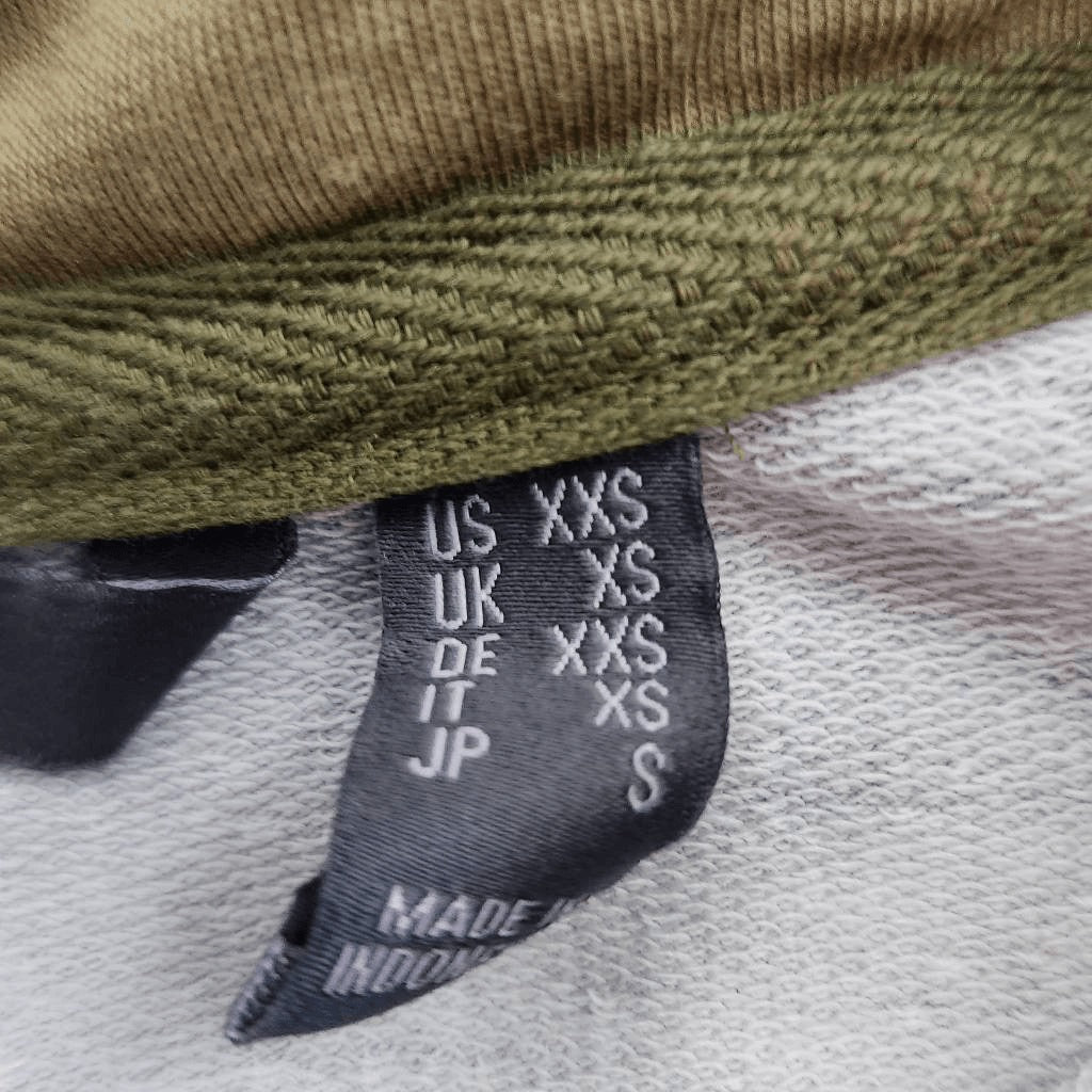 AnyBody Green Camo Pullover Size XXS Sporty Camo Top