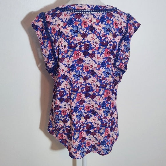 41 Hawthorne Pink and Blue Floral V-Neck Blouse Size Medium