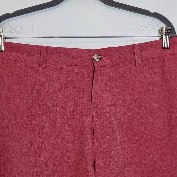 TailorByrd Coral Pink Golf Shorts Size 34 Preppy Dark Pink Golf Shorts