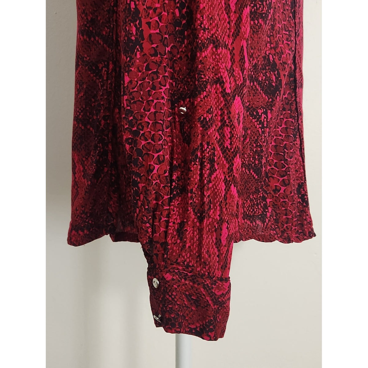 Cato Magenta and Black Snake Print Button-Up Blouse Size Large