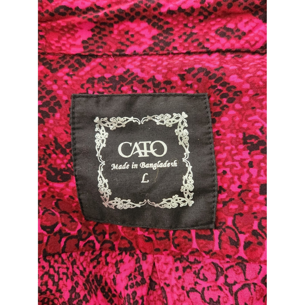 Cato Magenta and Black Snake Print Button-Up Blouse Size Large