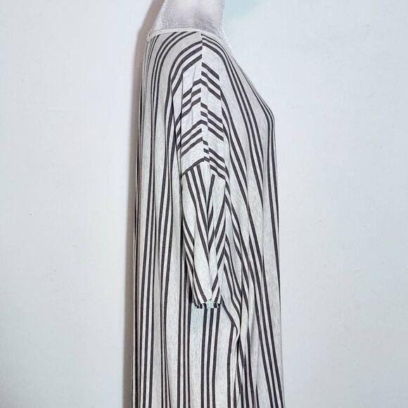 LuLaRoe Gray and Brown Stripe Tunic Size 2XL Lularoe Oversized Tunic