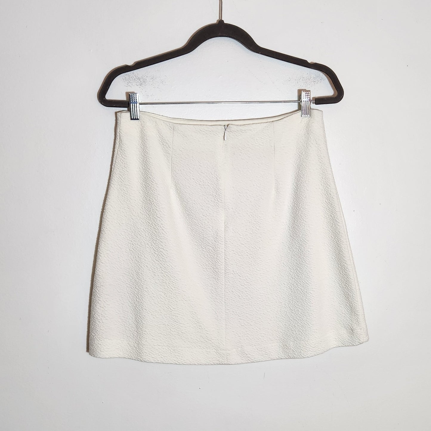 Maeve Cream Textured Mini Skirt Size Medium