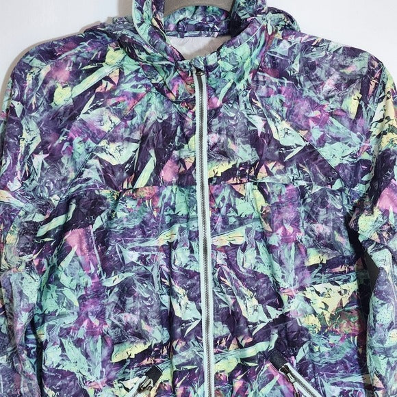 Lululemon Green and Purple Print Pack It Up Packable Jacket Size 4