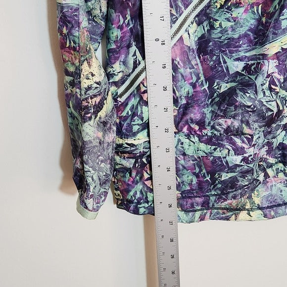 Lululemon Green and Purple Print Pack It Up Packable Jacket Size 4