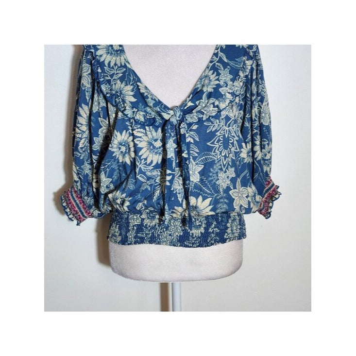 Natural Life Blue Boho Floral Cropped Blouse Size Large