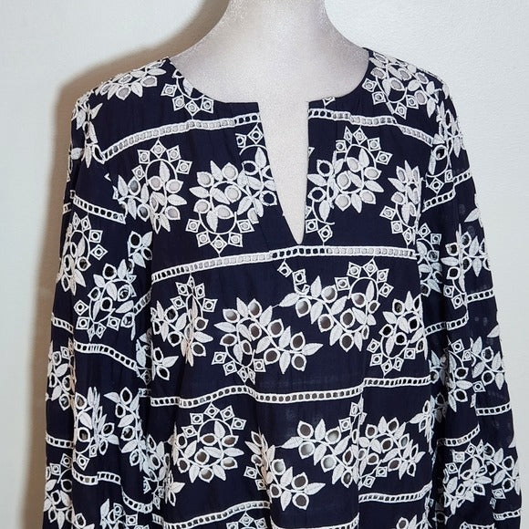 Chico’s Navy Embroidered Tunic Blouse Size 0 Small 4/6