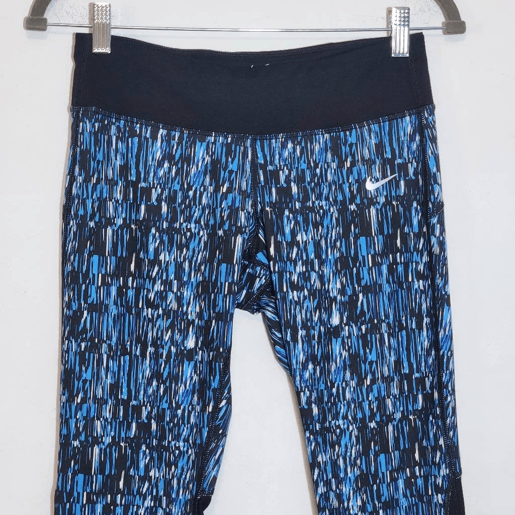 Nike Blue and Black Capri Leggings Size Medium Nike Blue Print Leggings