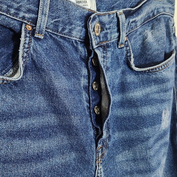 Forever 21 Medium Wash Distressed Tapered Leg Jeans 31 Button-fly