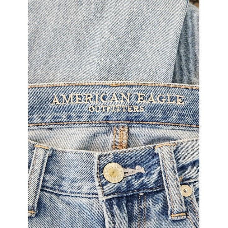 American Eagle Light Wash High Rise Distressed Mom Jeans Size 2