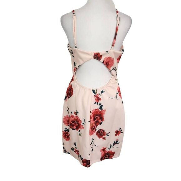Sequin Hearts Pink Floral Dress NWT Size 11 Pink Cocktail Wedding Guest Dress