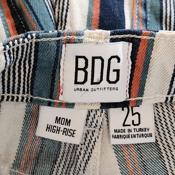 BDG Navy Striped High-Rise Mom Jeans Size 25 Tapered Striped Jeans