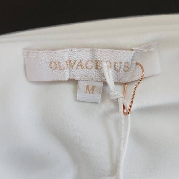 Olivaceous White Cropped Tank Top Size Medium White Crop Top New