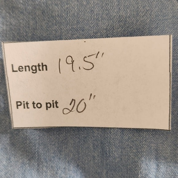 DKNY Light Blue Cropped Size Medium Chambray Top