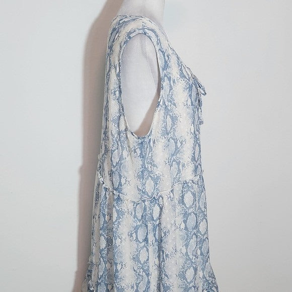 A Beautiful Soul Blue and White Sleeveless Tiered Dress Sz Large Snakeskin Print