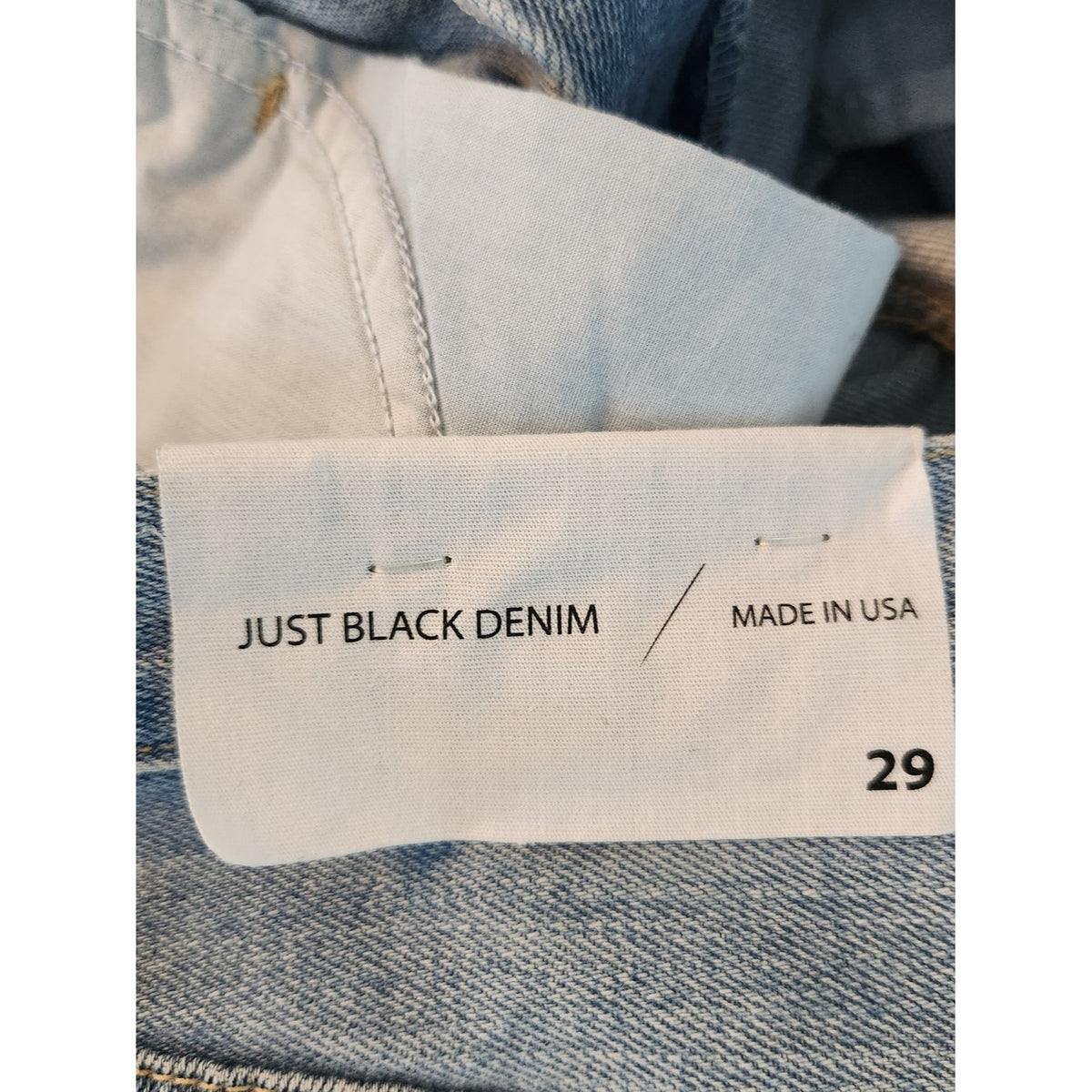 Just Black Denim Light Wash Distressed Straight Ankle Jeans NWT Size 29