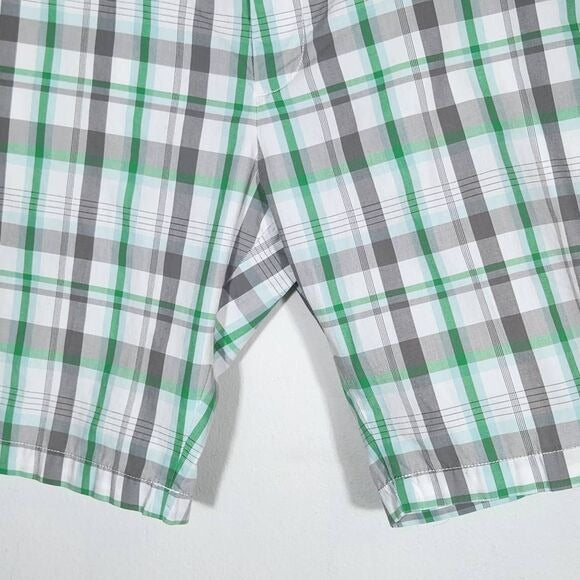 Original Penguin Green and Gray Plaid Chino Shorts Size 33 Preppy Plaid Shorts