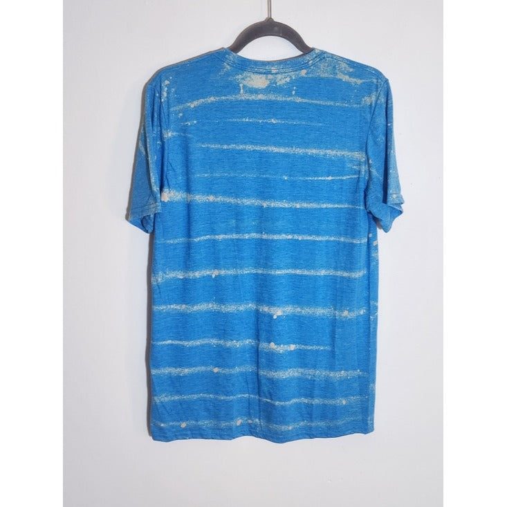 Gildan Mens Blue and Cream Tie Dye Striped Tee Short Sleeve Size Medium NWOT