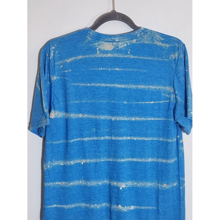 Gildan Mens Blue and Cream Tie Dye Striped Tee Short Sleeve Size Medium NWOT