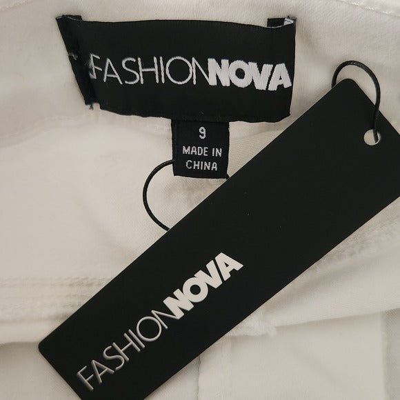 Fashion Nova Women's White Jean Shorts Size 9, New